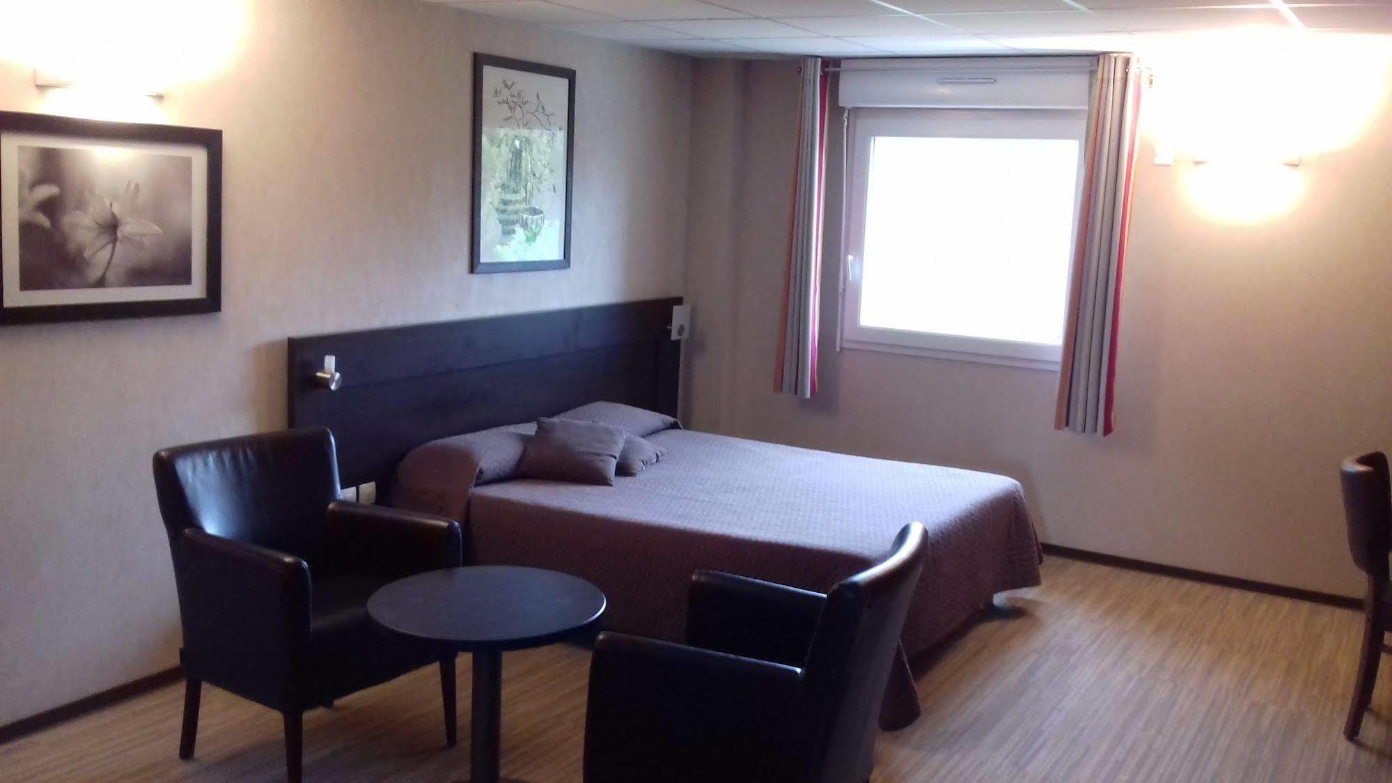 Le Logis De La Lys Hotell Aire-sur-la-Lys Eksteriør bilde