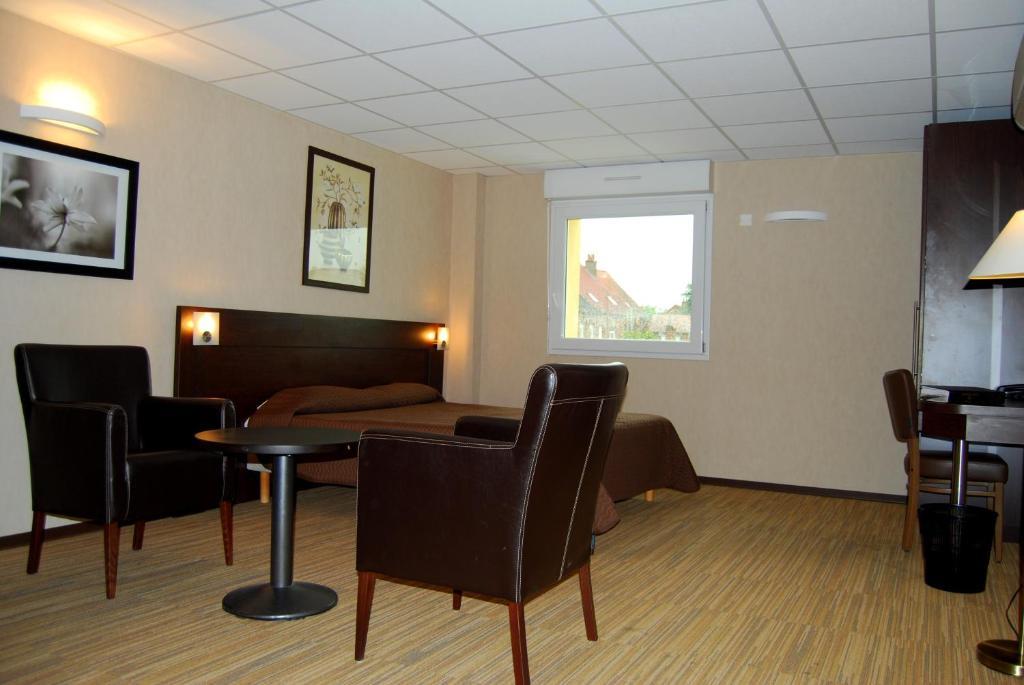 Le Logis De La Lys Hotell Aire-sur-la-Lys Rom bilde